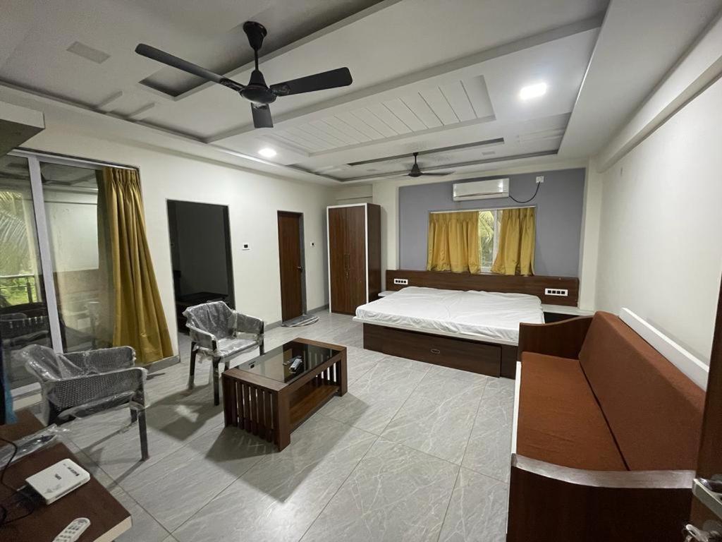 Sea View Beach Resort Alībāg Exterior foto